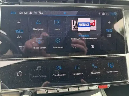 Photo 18 Peugeot 408  PHEV 180 e-EAT8