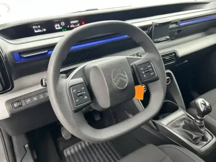 Photo 8 Citroën C3  Turbo 100 ch BVM6