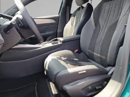 Photo 10 Peugeot 308  Hybrid 145 e-DCS6