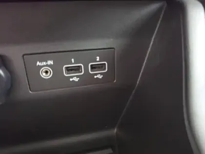 Photo 40 Renault Clio  E-Tech full hybrid 145