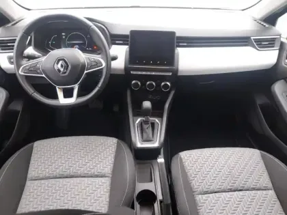 Photo 13 Renault Clio  E-Tech full hybrid 145