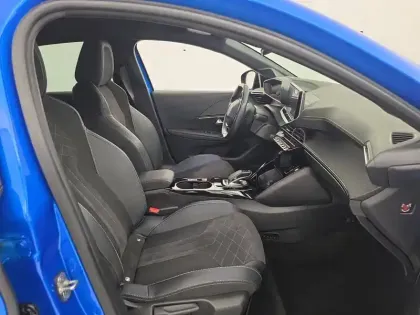 Photo 63 Peugeot 208  Electrique 50 kWh 136ch