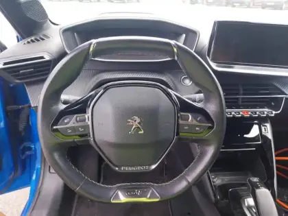 Photo 11 Peugeot 208  Electrique 50 kWh 136ch
