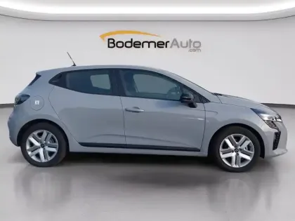 Photo 5 Renault Clio  E-Tech full hybrid 145 ch GSR2