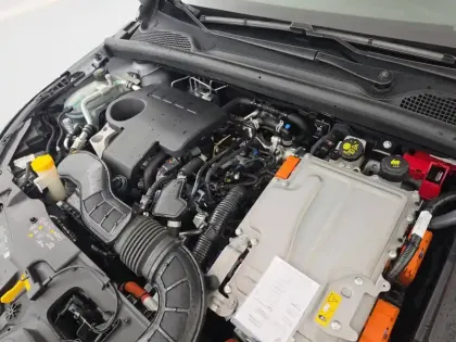 Photo 24 Renault Clio  E-Tech full hybrid 145 ch GSR2