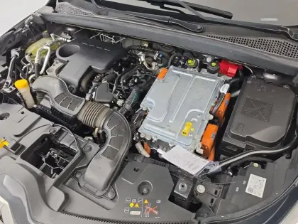 Photo 27 Renault Captur  E-Tech 145 - 21