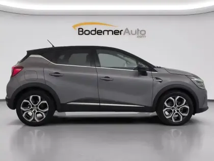 Photo 20 Renault Captur  E-Tech 145 - 21