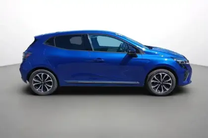 Photo 6 Renault Clio  E-Tech full hybrid 145 ch GSR2