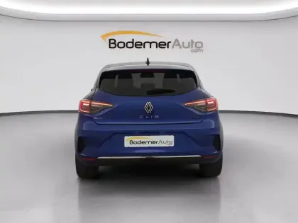 Photo 12 Renault Clio  E-Tech full hybrid 145 ch GSR2