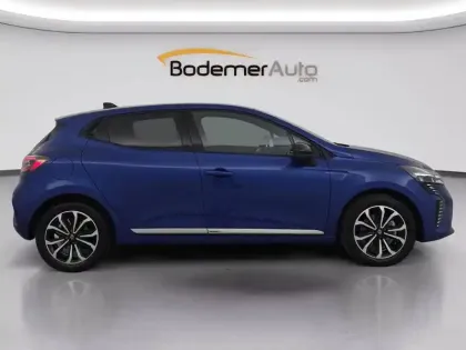 Photo 14 Renault Clio  E-Tech full hybrid 145 ch GSR2