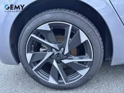 Photo 10 Peugeot 308  PureTech 130ch S&S EAT8