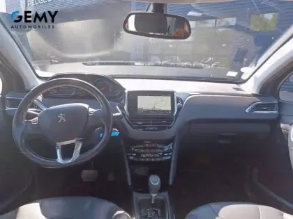Photo 7 Peugeot 2008  1.2 PureTech 110ch S&S EAT6