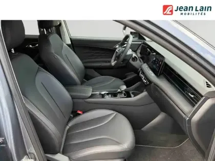 Photo 17 Mg EHS  1.5T PHEV 272 ch
