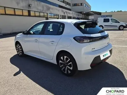 Photo 34 Peugeot 208  Hybrid 100 e-DCS6