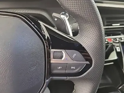 Photo 53 Peugeot 208  Hybrid 110 e-DCS6