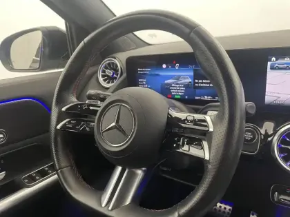 Photo 25 Mercedes GLA  250 e 8G-DCT