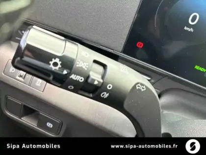 Photo 26 Hyundai Kona  Electrique 48 kWh - 156 ch