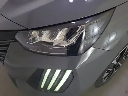 Photo 15 Peugeot 208  PureTech 100 S&S BVM6