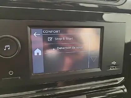Photo 43 Citroën C3  PureTech 83 S&S BVM5