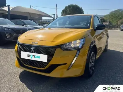 Photo 23 Peugeot 208  Electrique 50 kWh 136ch