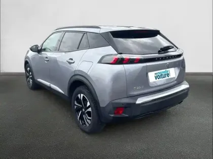 Photo 6 Peugeot 2008  PureTech 100 S&S BVM6