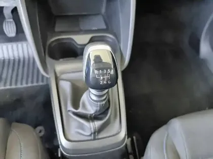 Photo 13 Citroën C3  Turbo 100 ch BVM6