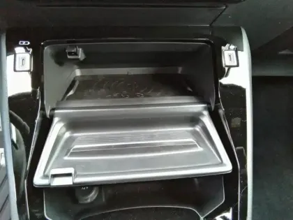 Photo 20 Peugeot 2008  Hybrid 136 e-DCS6