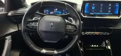 Photo 14 Peugeot 2008  PureTech 130 S&S EAT8