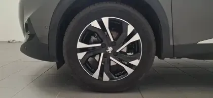 Photo 9 Peugeot 2008  PureTech 130 S&S EAT8