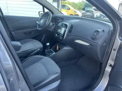 Photo 10 Renault Captur  TCe 150 Energy