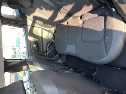 Photo 11 Jeep Renegade  1.6 l MultiJet 120 ch BVR6