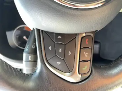Photo 45 Jeep Renegade  1.6 l MultiJet 120 ch BVR6
