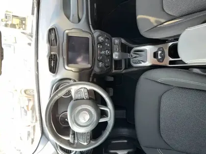 Photo 9 Jeep Renegade  1.6 l MultiJet 120 ch BVR6