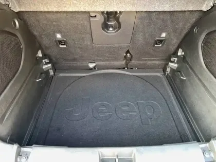 Photo 14 Jeep Renegade  1.6 l MultiJet 120 ch BVR6