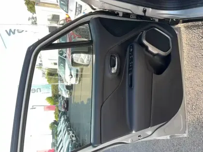 Photo 41 Jeep Renegade  1.6 l MultiJet 120 ch BVR6