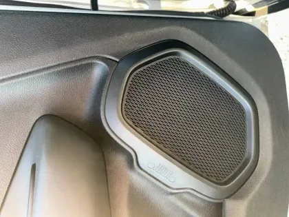 Photo 37 Jeep Renegade  1.6 l MultiJet 120 ch BVR6