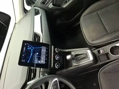 Photo 25 Renault Captur  E-Tech full hybrid 145