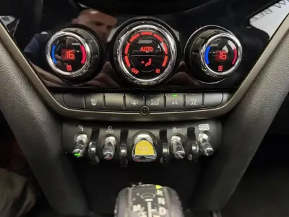 Photo 25 Mini Mini Countryman 125 - 95 ch ALL4 BVA6