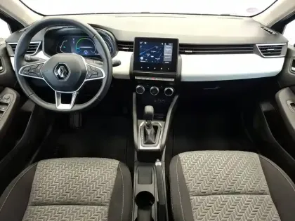Photo 10 Renault Clio  E-Tech full hybrid 145