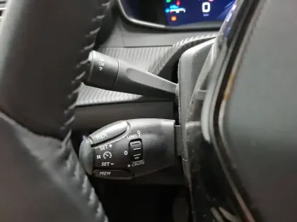 Photo 17 Peugeot 208  PureTech 100 S&S BVM6