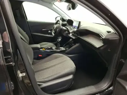 Photo 29 Peugeot 208  PureTech 100 S&S BVM6