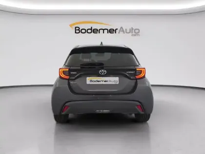 Photo 18 Toyota Yaris  Hybride 116h