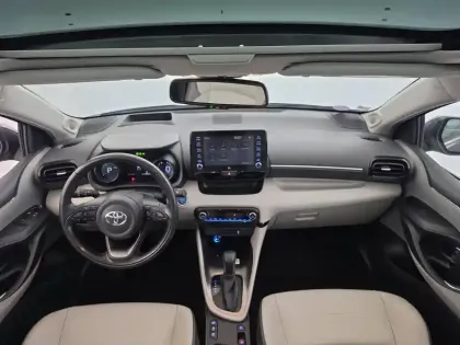Photo 33 Toyota Yaris  Hybride 116h