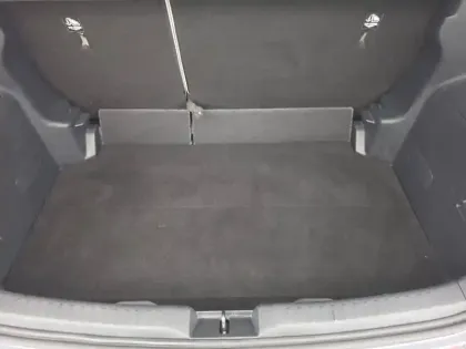 Photo 46 Toyota Yaris  Hybride 116h