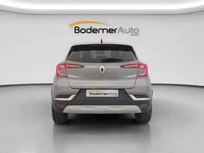 Photo 18 Renault Captur  mild hybrid 140