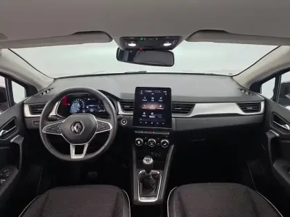 Photo 32 Renault Captur  mild hybrid 140