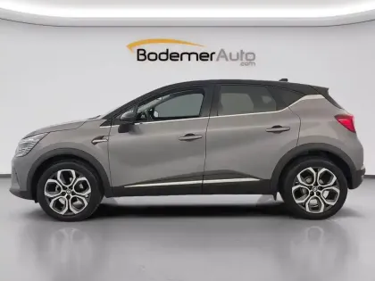 Photo 16 Renault Captur  mild hybrid 140