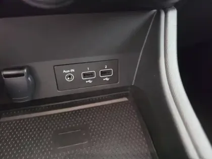 Photo 40 Renault Captur  mild hybrid 140