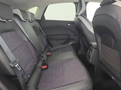 Photo 43 Renault Captur  mild hybrid 140