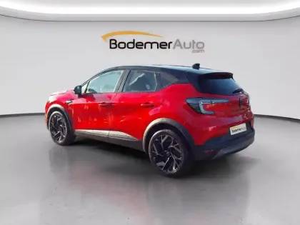 Photo 17 Renault Captur  E-Tech full hybrid 160 ch
